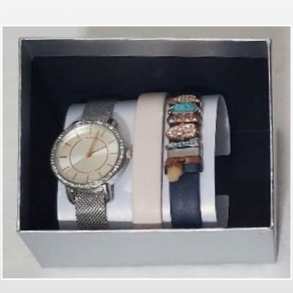 Interchangeable Y2K Watch Band Jewelry Set - Picture 2 of 10